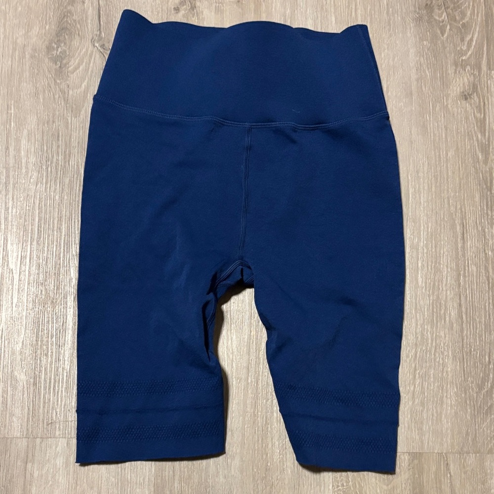 Fabletics Sculptknit Women's Blue Shorts